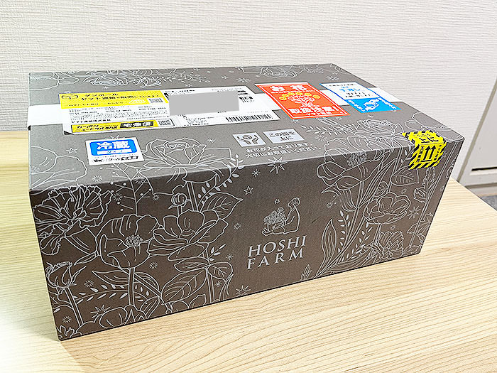 お花が到着。到着時の様子02